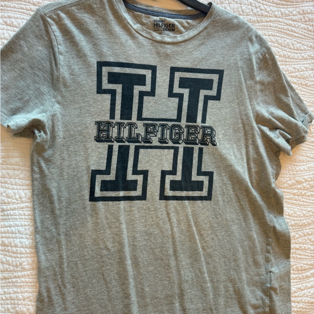Tommy Hilfiger men’s T-shirt grey